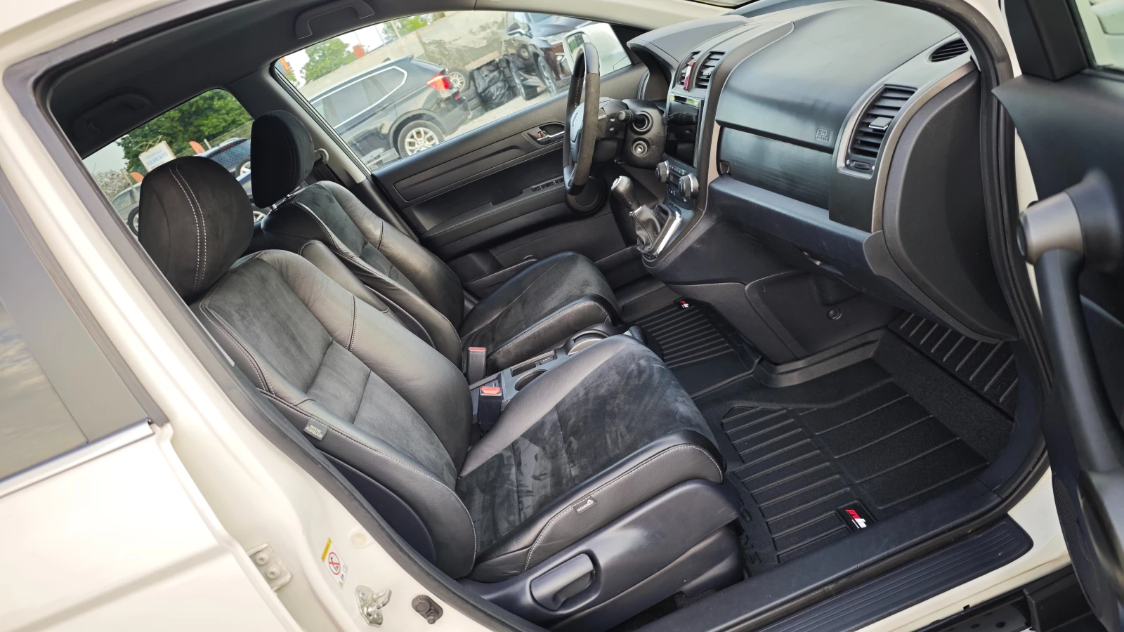 Honda Cr-v 8RAM/8ЯДР ANDROID-БЪЛГАРСКИ/СПОЙЛЕР/СТЕПЕН/РОЛБАР, снимка 10 - Автомобили и джипове - 54514641