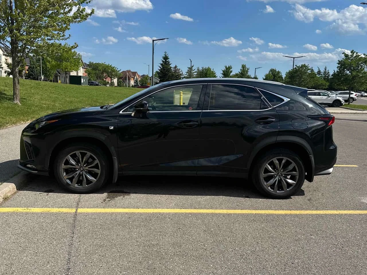 Lexus NX 300 * CARFAX * 2 КЛЮЧА * ОБДУХВАНЕ * ЧЕРВЕНА КОЖА, снимка 2 - Автомобили и джипове - 54916788