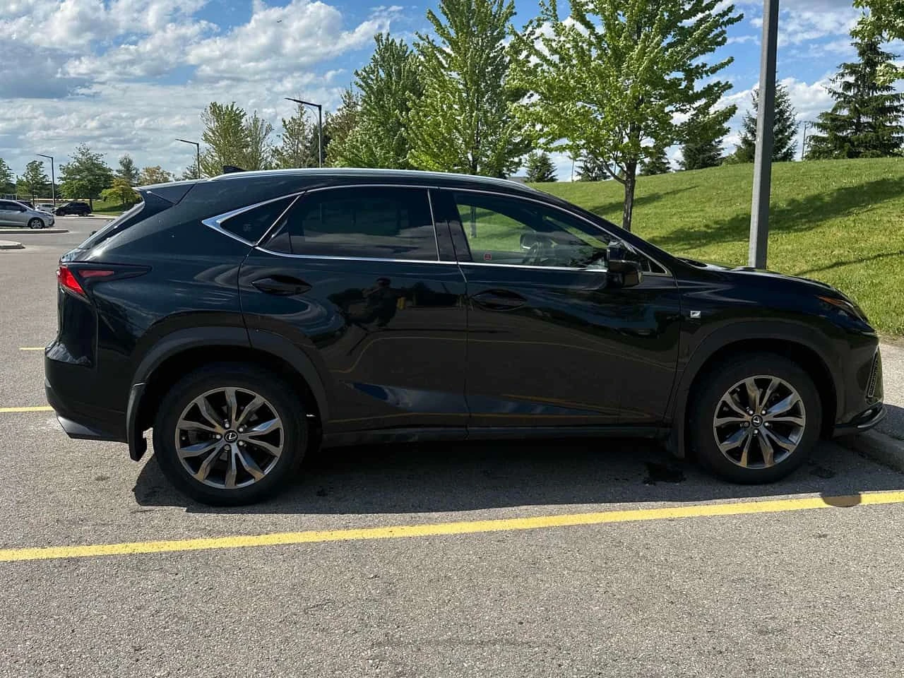 Lexus NX 300 * CARFAX * 2 КЛЮЧА * ОБДУХВАНЕ * ЧЕРВЕНА КОЖА, снимка 3 - Автомобили и джипове - 54916788