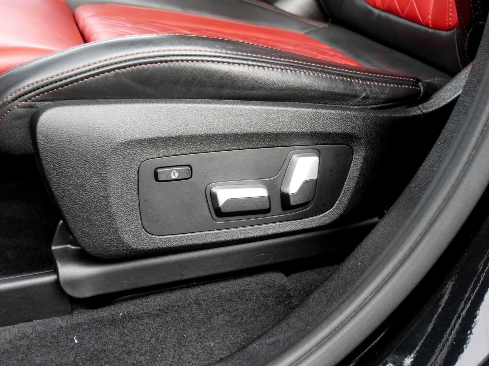 BMW X4 40i/360HP/M-SPORT/PANO/HUD/360/ACC/H&K/MEMO/495z, снимка 15 - Автомобили и джипове - 54967927