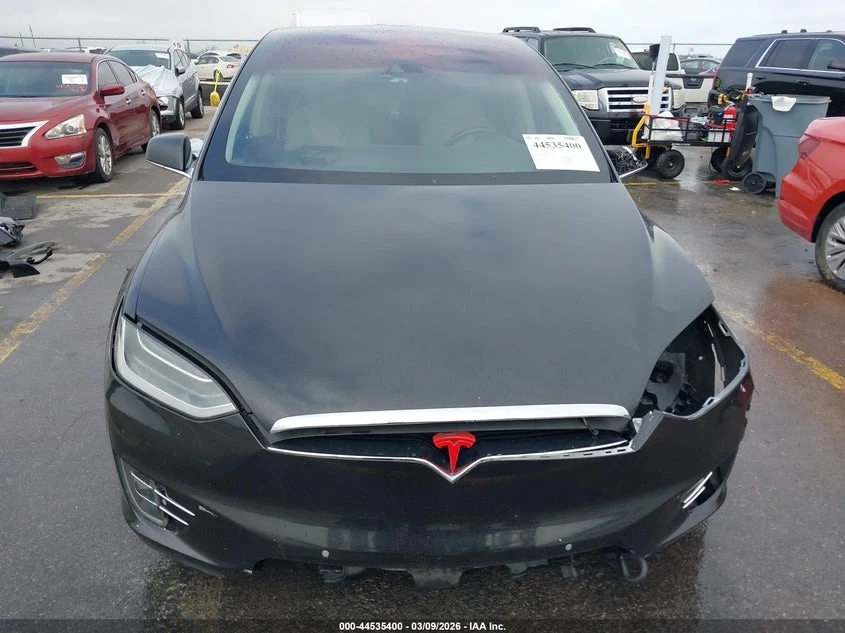 Tesla Model X P90D AWD, снимка 13 - Автомобили и джипове - 55127065