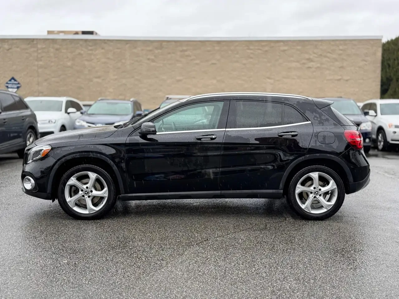 Mercedes-Benz GLA 250, снимка 8 - Автомобили и джипове - 56227367