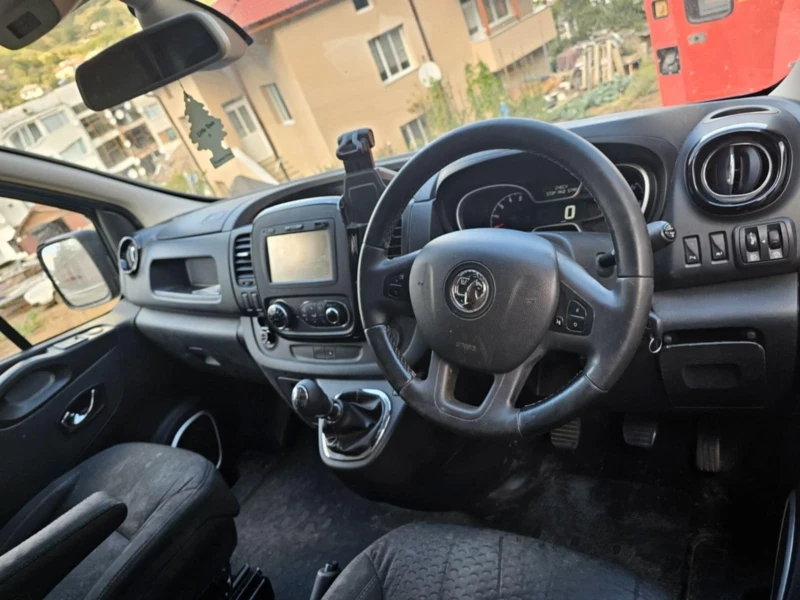 Opel Vivaro Vivaro 2900 LE NAV CDTI BT S/S, снимка 4 - Бусове и автобуси - 47810224