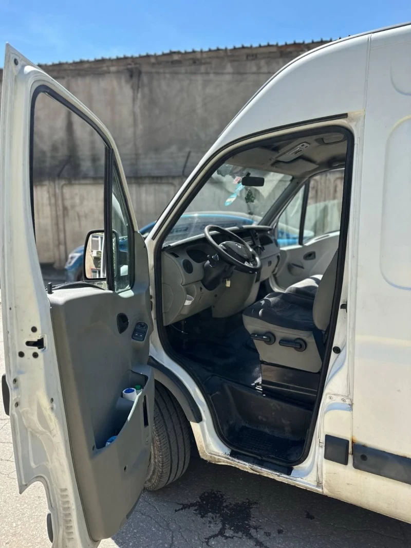 Renault Master 2.5TDCI, снимка 6 - Бусове и автобуси - 52501029