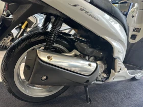 Honda Sh 300i 2010г. регистриран, снимка 13