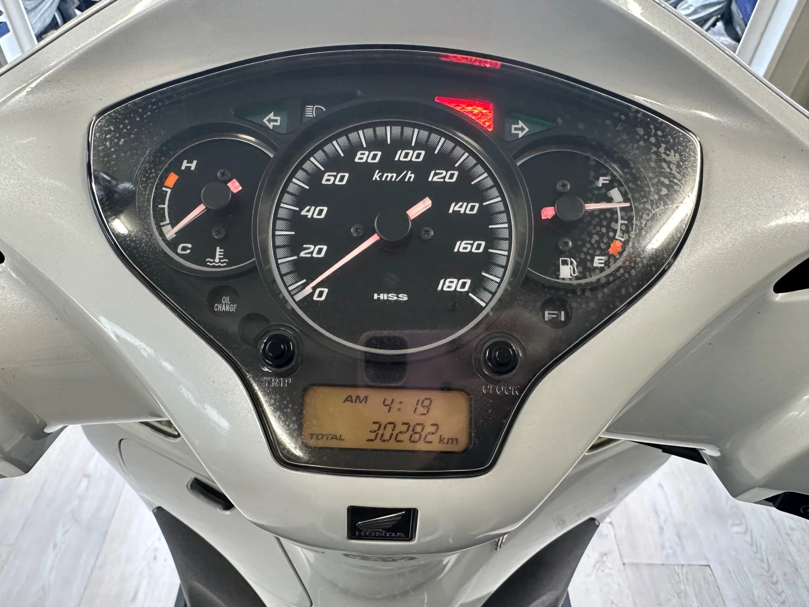 Honda Sh 300i 2010г. регистриран - изображение 3