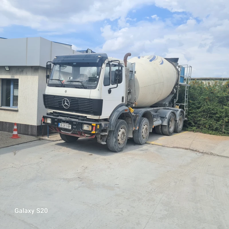 Бетон миксер Mercedes 3236, снимка 2 - Индустриална техника - 52841449