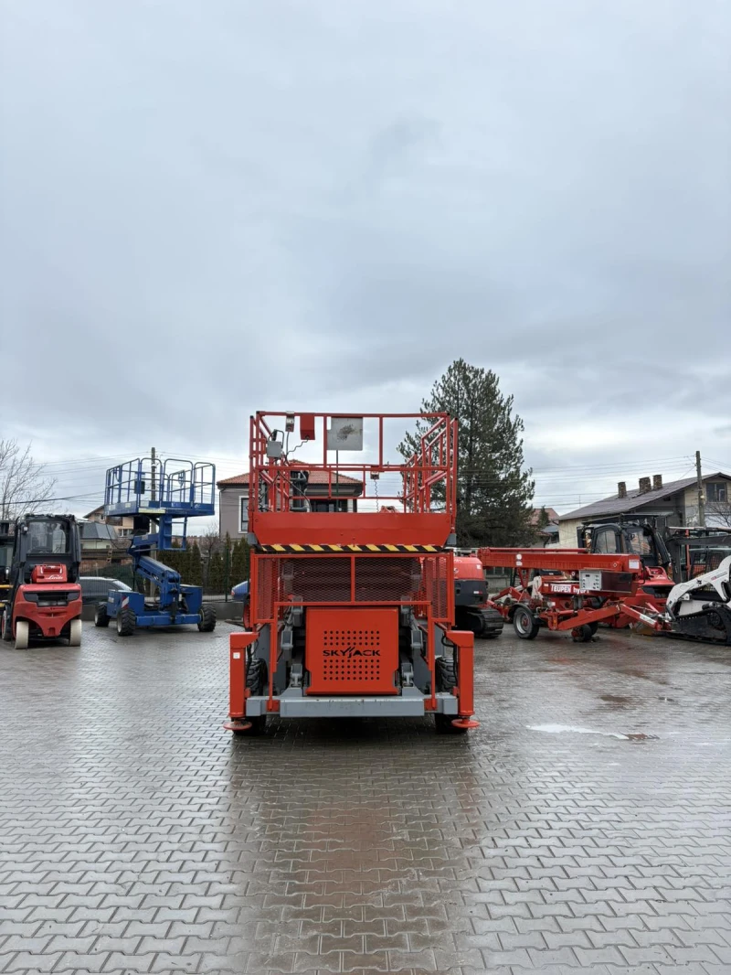 Автовишка Друга марка Skyjack SJ9250, снимка 5 - Индустриална техника - 53417533