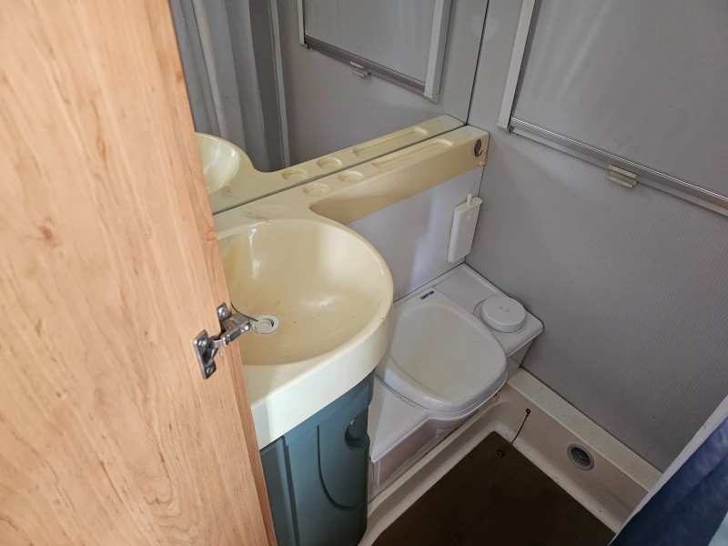 Кемпер Fiat 2.8jtd Ducato, снимка 8 - Каравани и кемпери - 52512825