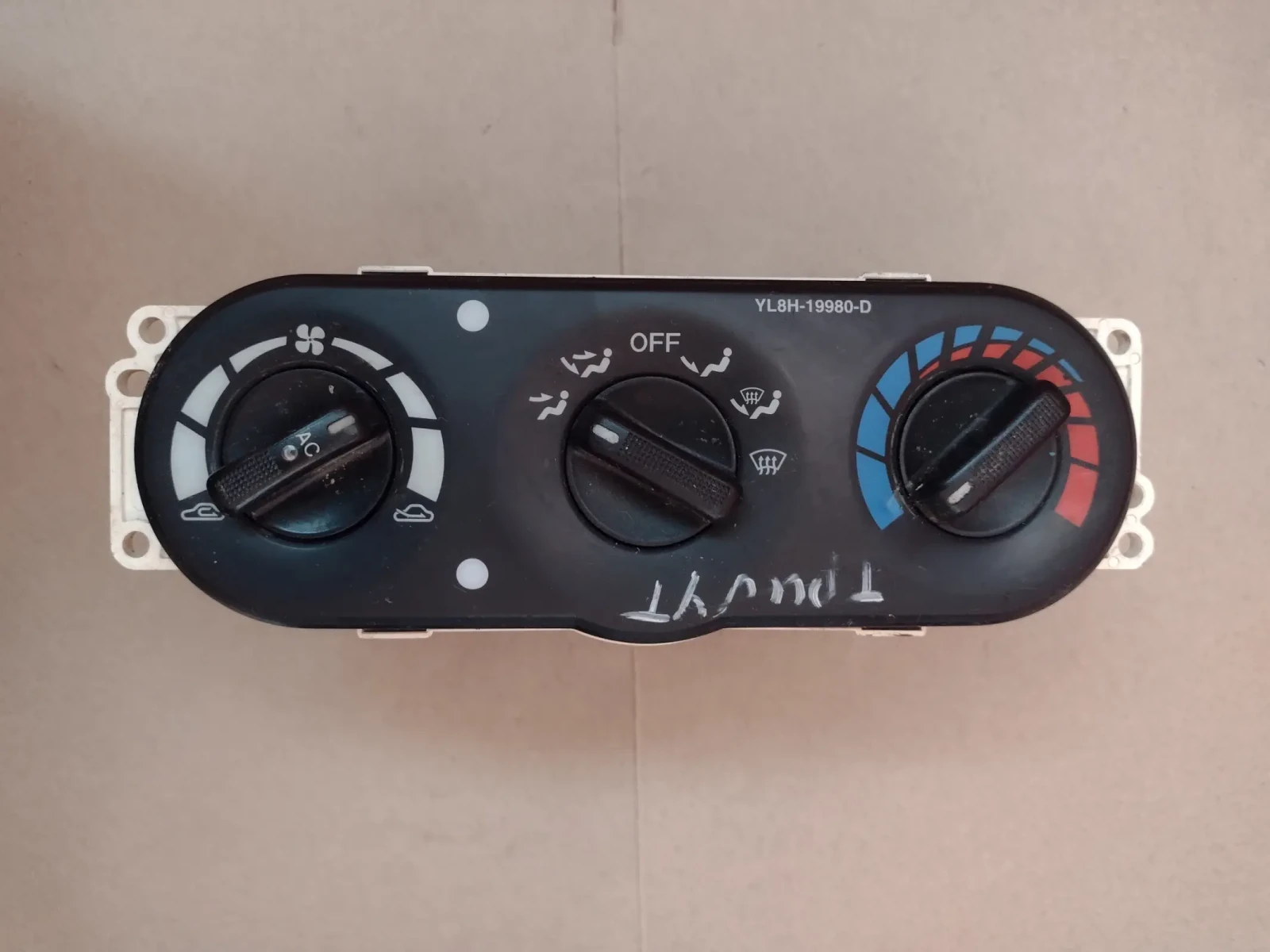 YL8H19980D    MAZDA Tribute  (2000-2007)  YL8H-19980-D | Mobile.bg   2