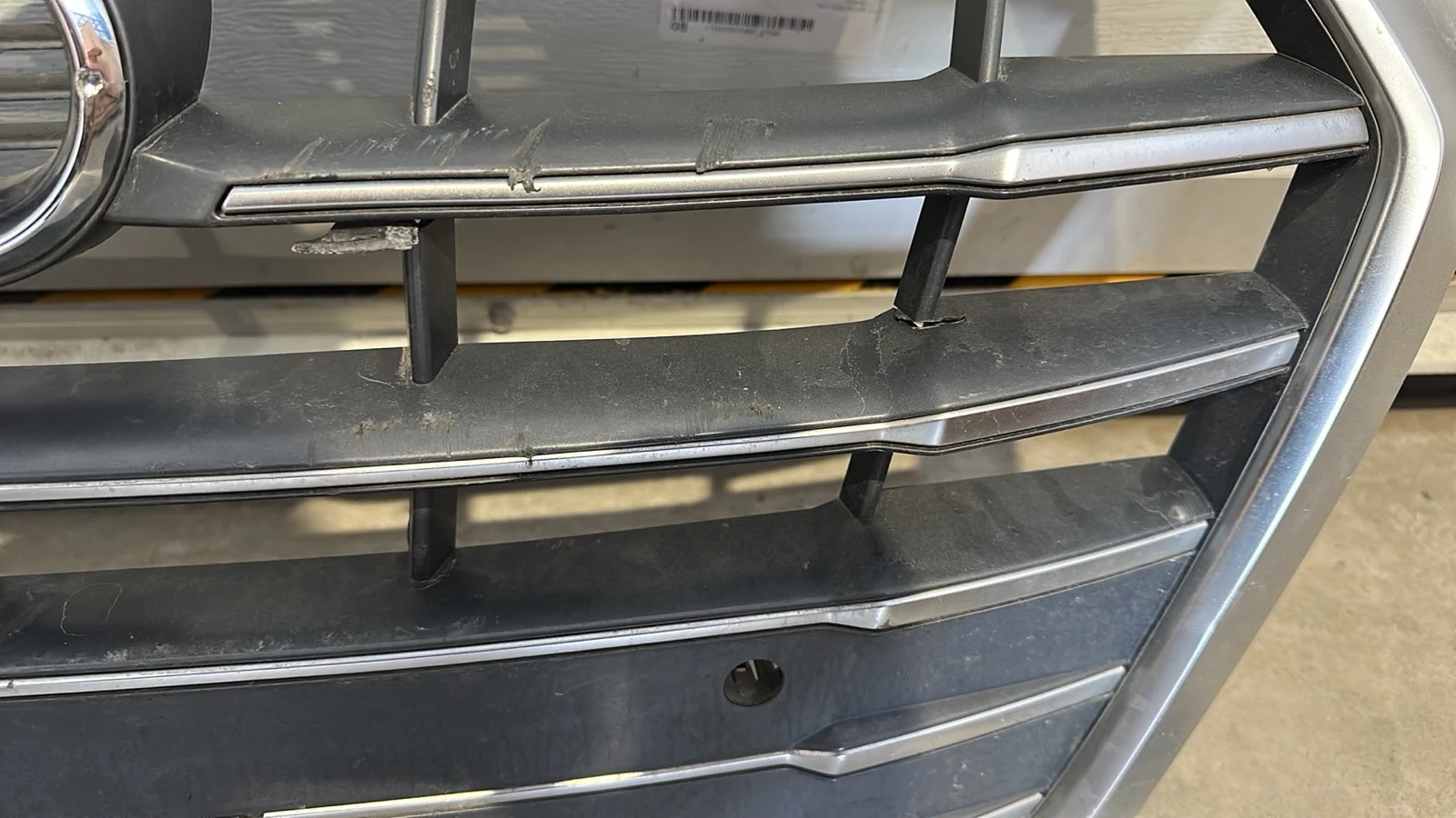 Решетка за предна броня за Audi Q5, снимка 4 - Части - 54093341