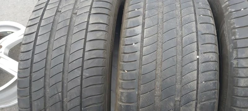 Гуми Летни 215/50R17, снимка 3 - Гуми и джанти - 29857894