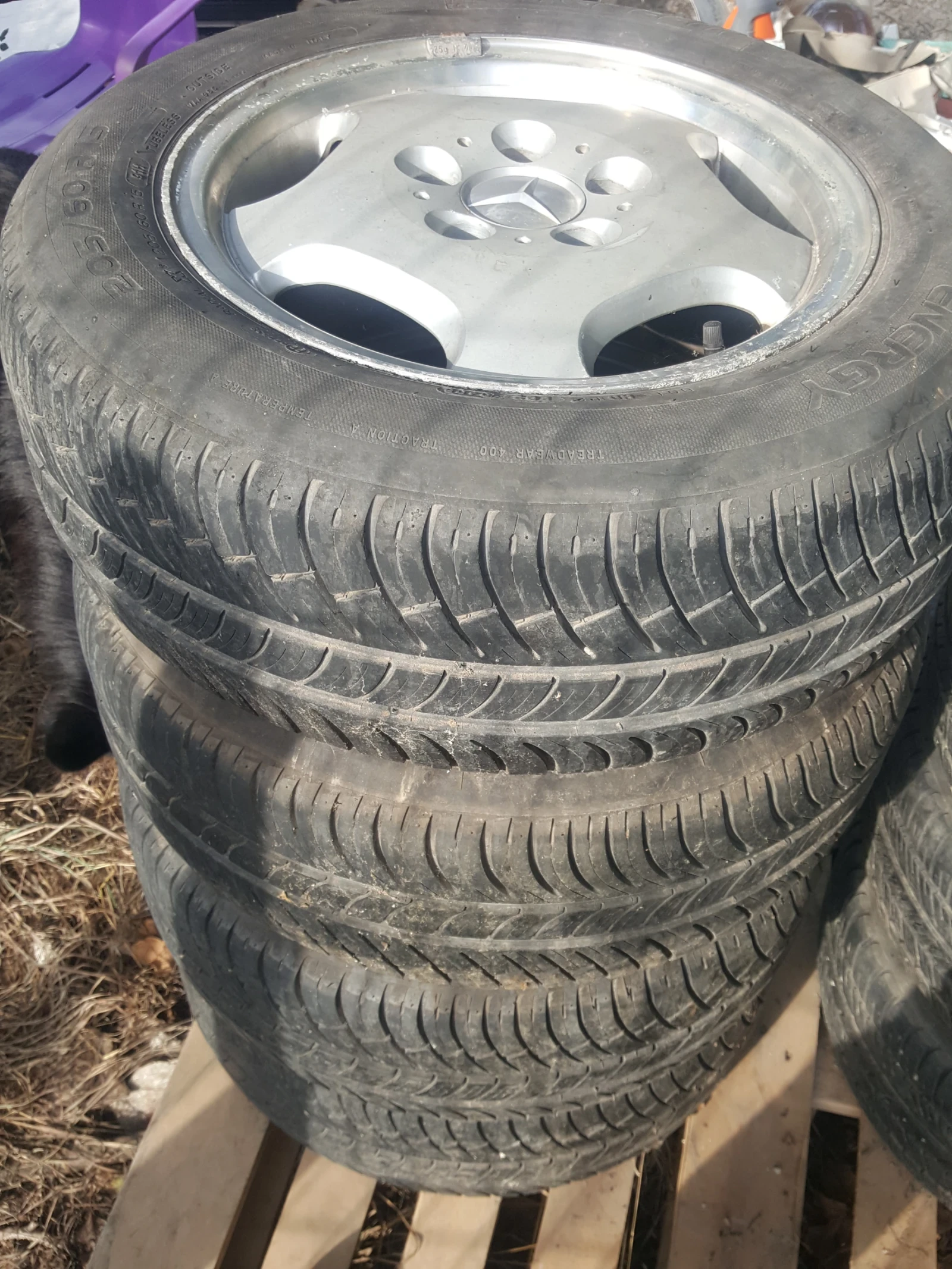    205/60R15  Mercedes-Benz 124 | Mobile.bg   2