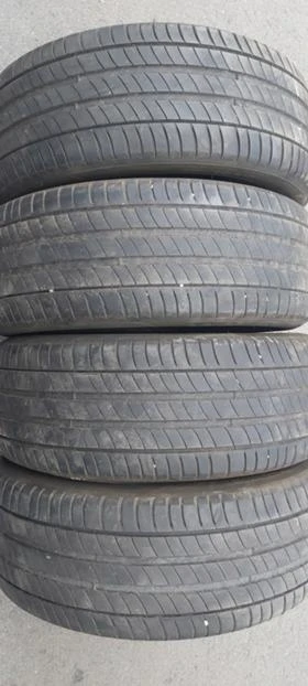      215/50R17