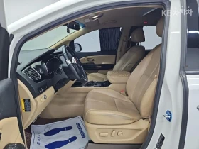 Kia Carnival 9-seater, снимка 11