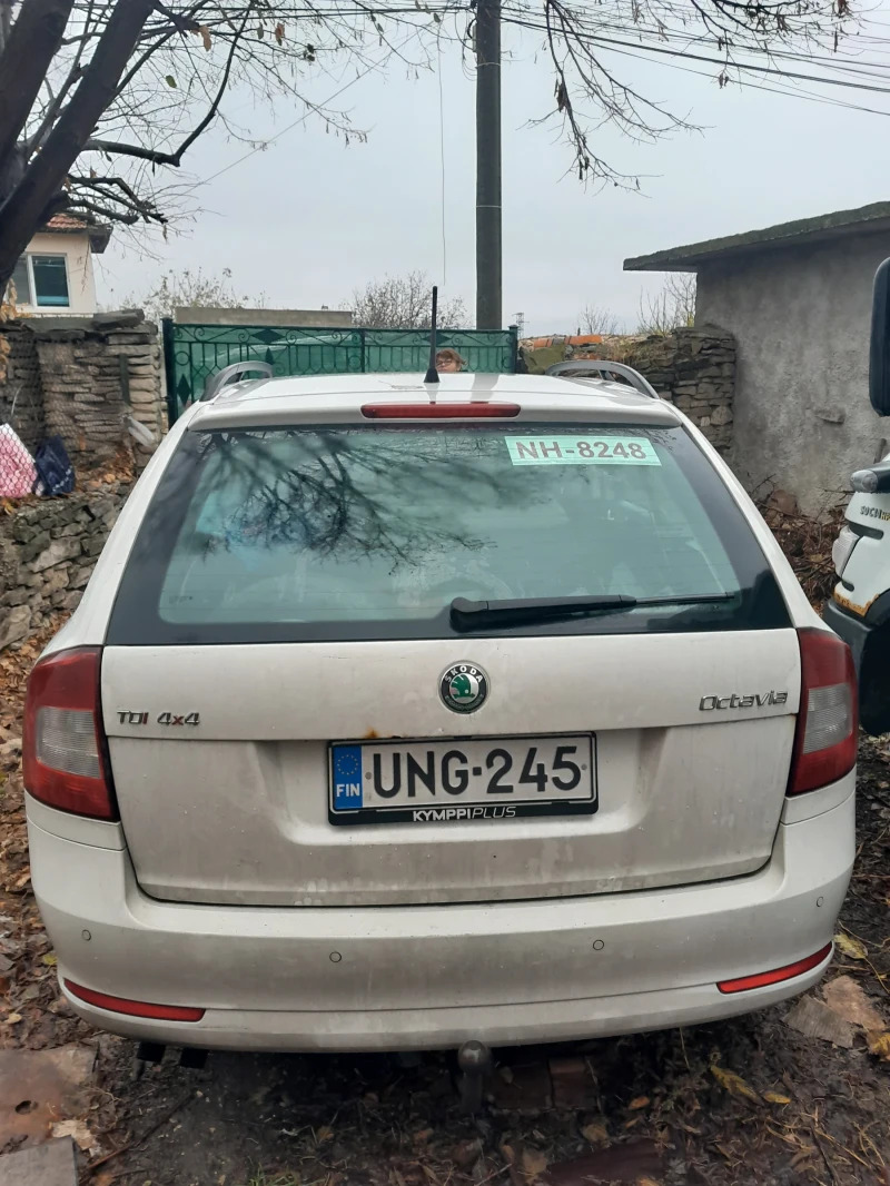 Skoda Octavia 2.0 TDI 140 4X4, снимка 5 - Автомобили и джипове - 48046274