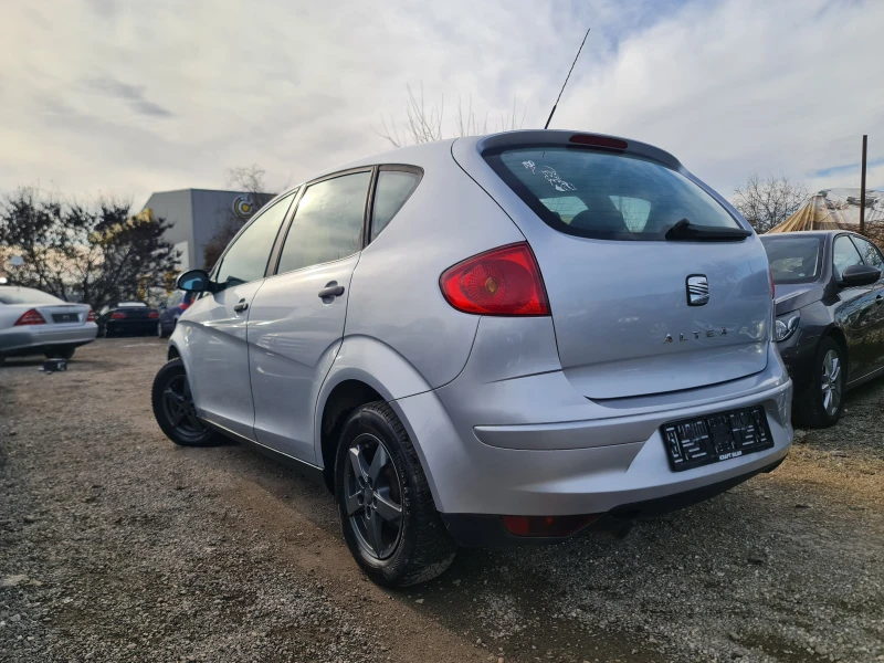 Seat Altea 1.6i/101hp/140000km, снимка 4 - Автомобили и джипове - 49511222