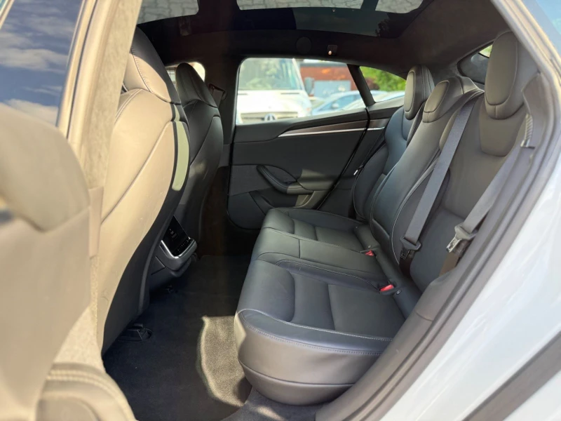 Tesla Model S PLAID/1020HP/HD/PANO/CARPLAY/LED/KLESS/360/165f, снимка 15 - Автомобили и джипове - 50645184