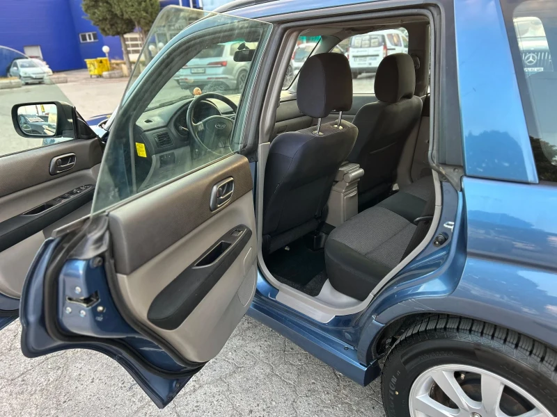 Subaru Forester 2.0i GAZ 4X4 BAVNI, снимка 10 - Автомобили и джипове - 52074996