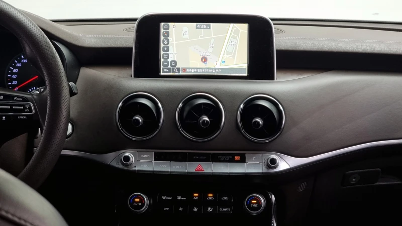 Kia Stinger 2.0T 2WD PLATINUM autogeorge.com, снимка 14 - Автомобили и джипове - 52079685