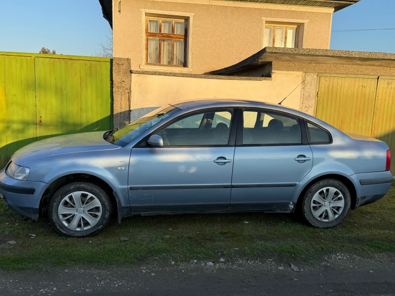 VW Passat, снимка 4 - Автомобили и джипове - 52814548