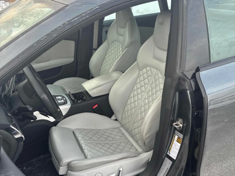 Audi A7 * 3.0T Competition * CARFAX * БЕЗ ПЪРВОНАЧАЛНА ВНО, снимка 11 - Автомобили и джипове - 52824750