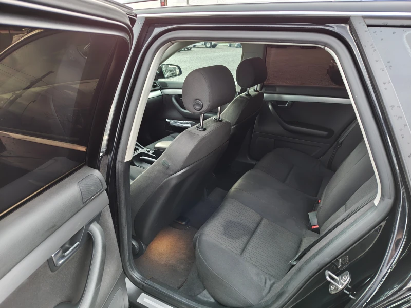Audi A4 2.0 TDI, снимка 11 - Автомобили и джипове - 53384612