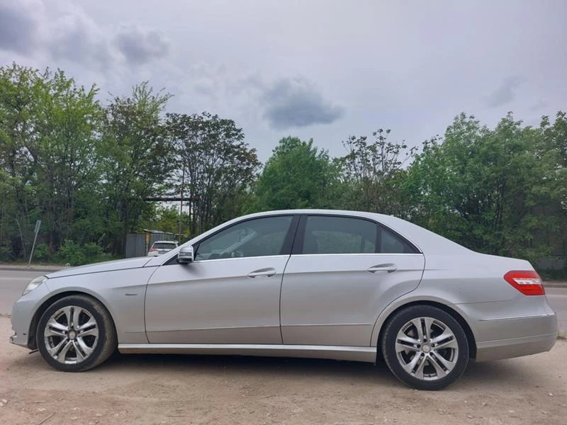 Mercedes-Benz E 250 CDI AVANTGARDE, снимка 6 - Автомобили и джипове - 36699454