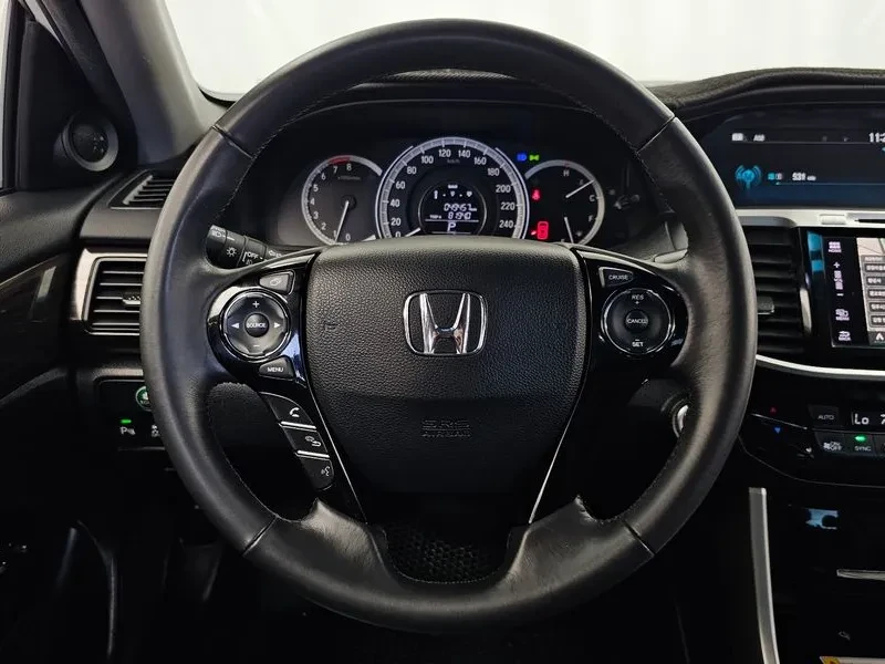 Honda Accord 2.4 9Th Generation, снимка 13 - Автомобили и джипове - 56159899
