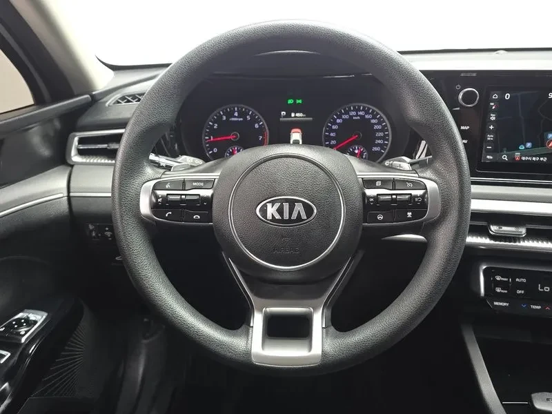 Kia K5 2.0 Trendy, снимка 12 - Автомобили и джипове - 56251243