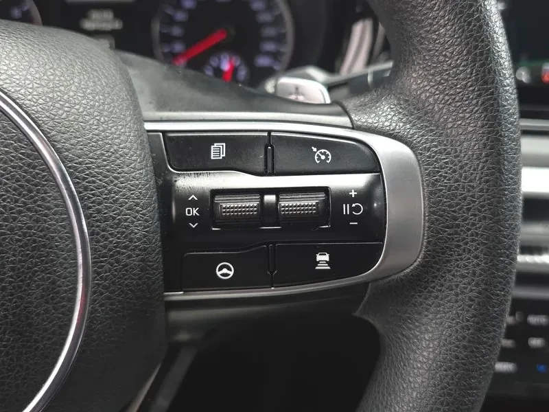 Kia K5 2.0 Trendy, снимка 13 - Автомобили и джипове - 56251243