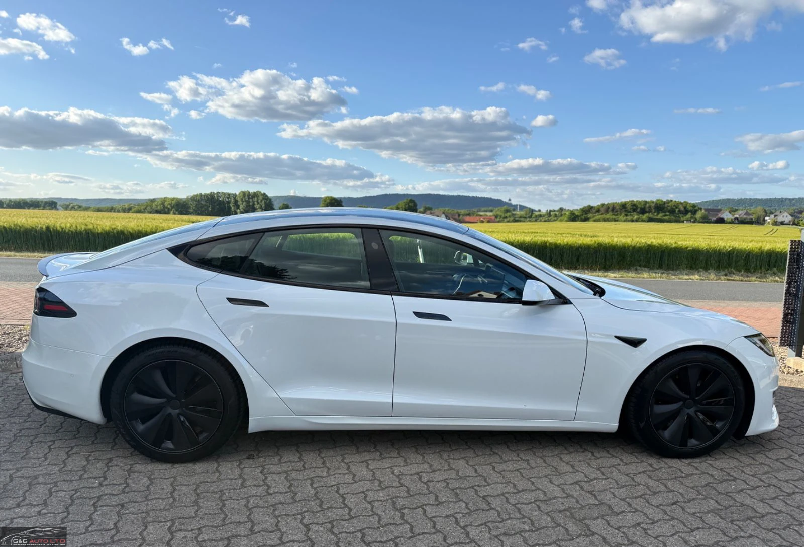 Tesla Model S PLAID/1020HP/HD/PANO/CARPLAY/LED/KLESS/360/165f - изображение 3