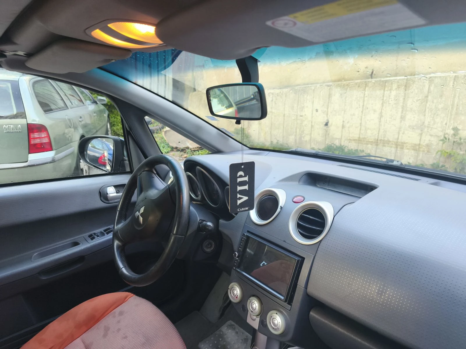 Mitsubishi Colt  - изображение 8