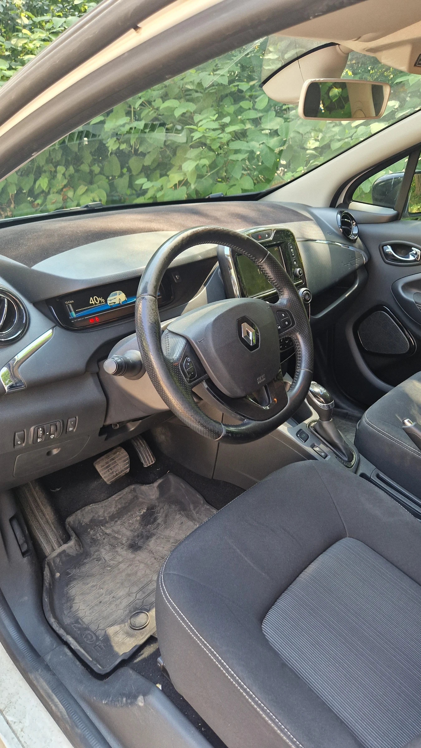Renault Zoe Z.E 40 - изображение 6