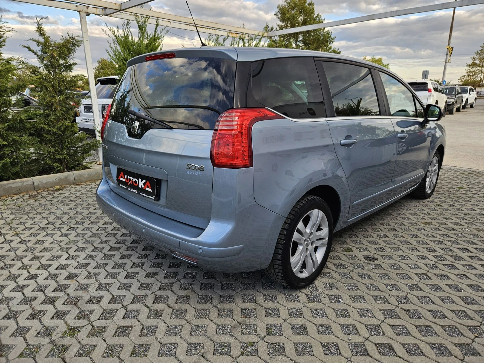Peugeot 5008 1.6HDI-109кс= АВТОМАТ= НАВИ= АВТОПИЛОТ - изображение 3