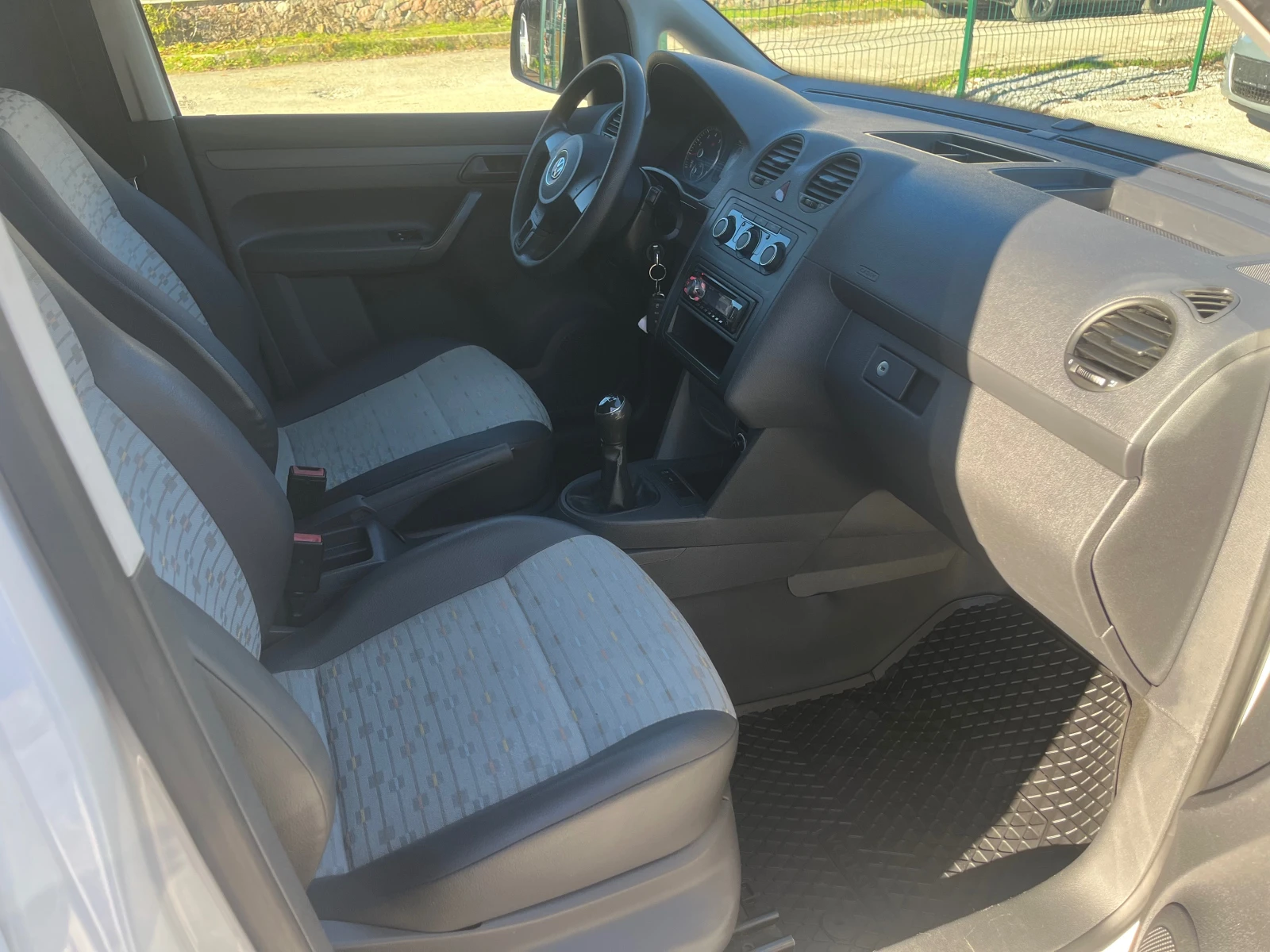 VW Caddy 1.6i BiFuel ITALIA | Mobile.bg   7