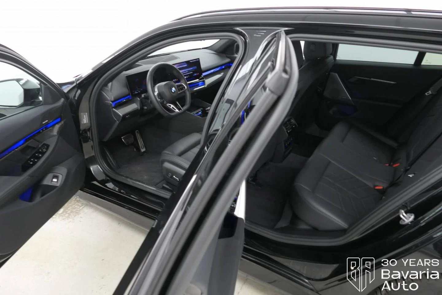 BMW 520 d xDrive Touring M Sport Paket Steptronic | Mobile.bg   5