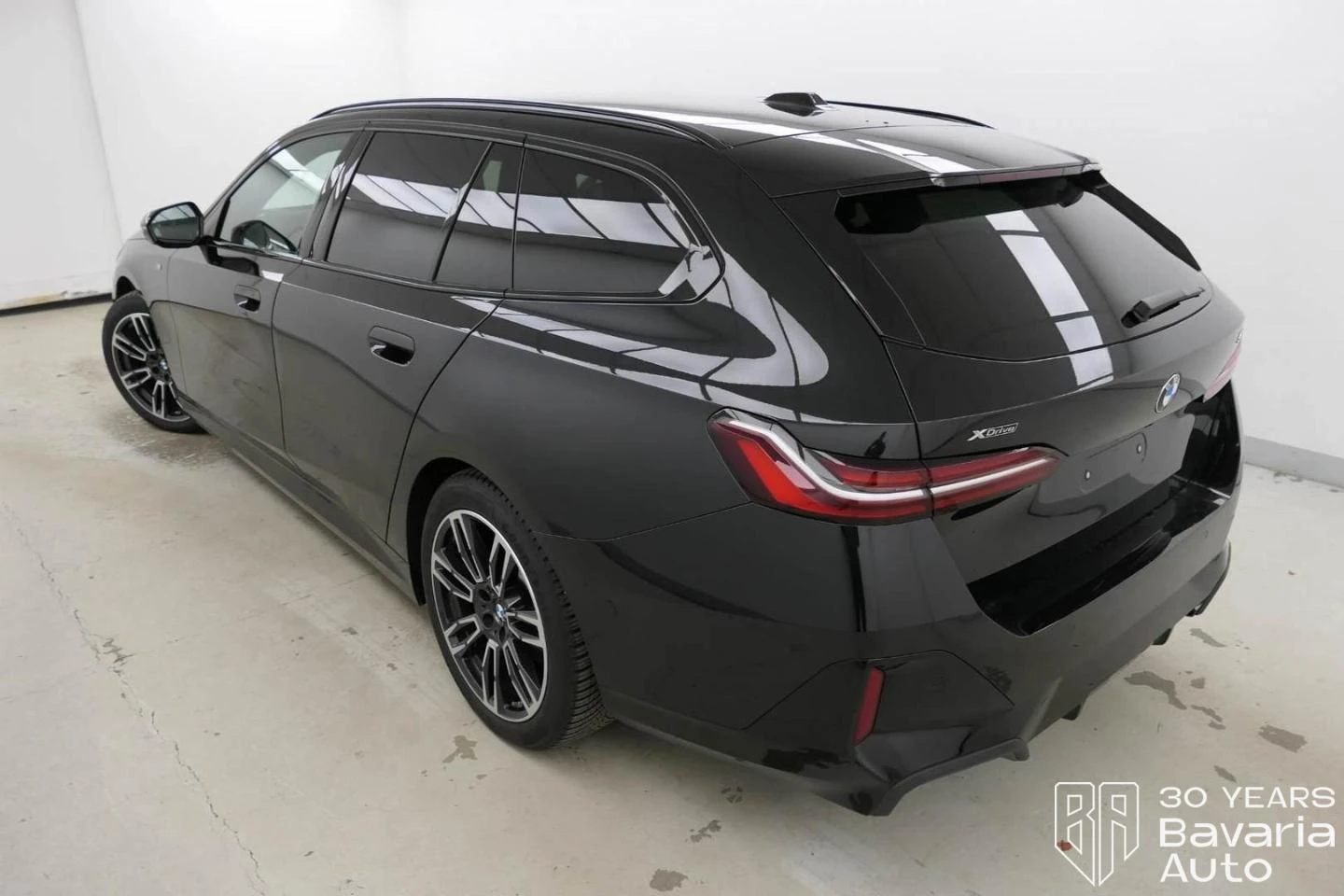 BMW 520 d xDrive Touring M Sport Paket Steptronic | Mobile.bg   2
