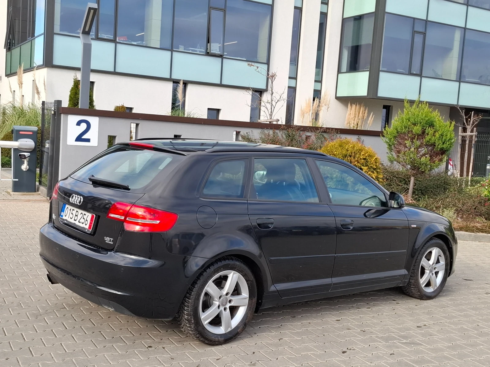 Audi A3 1.8Т* (160кс)* FACELIFT* S-LINE* QUATTRO*  - изображение 5