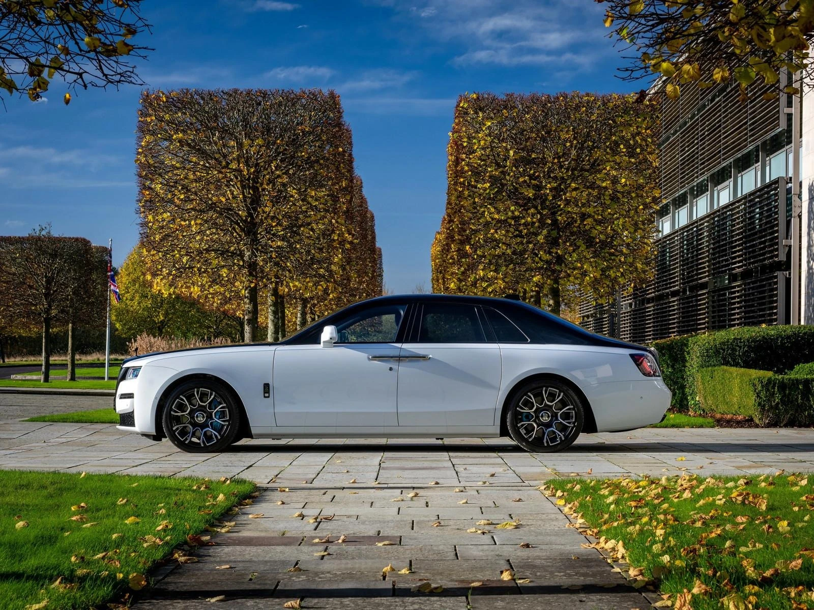 Rolls-Royce Ghost BLACK BADGE/TWO-TONE/SHOOTING STAR/ | Mobile.bg � ����������� 3