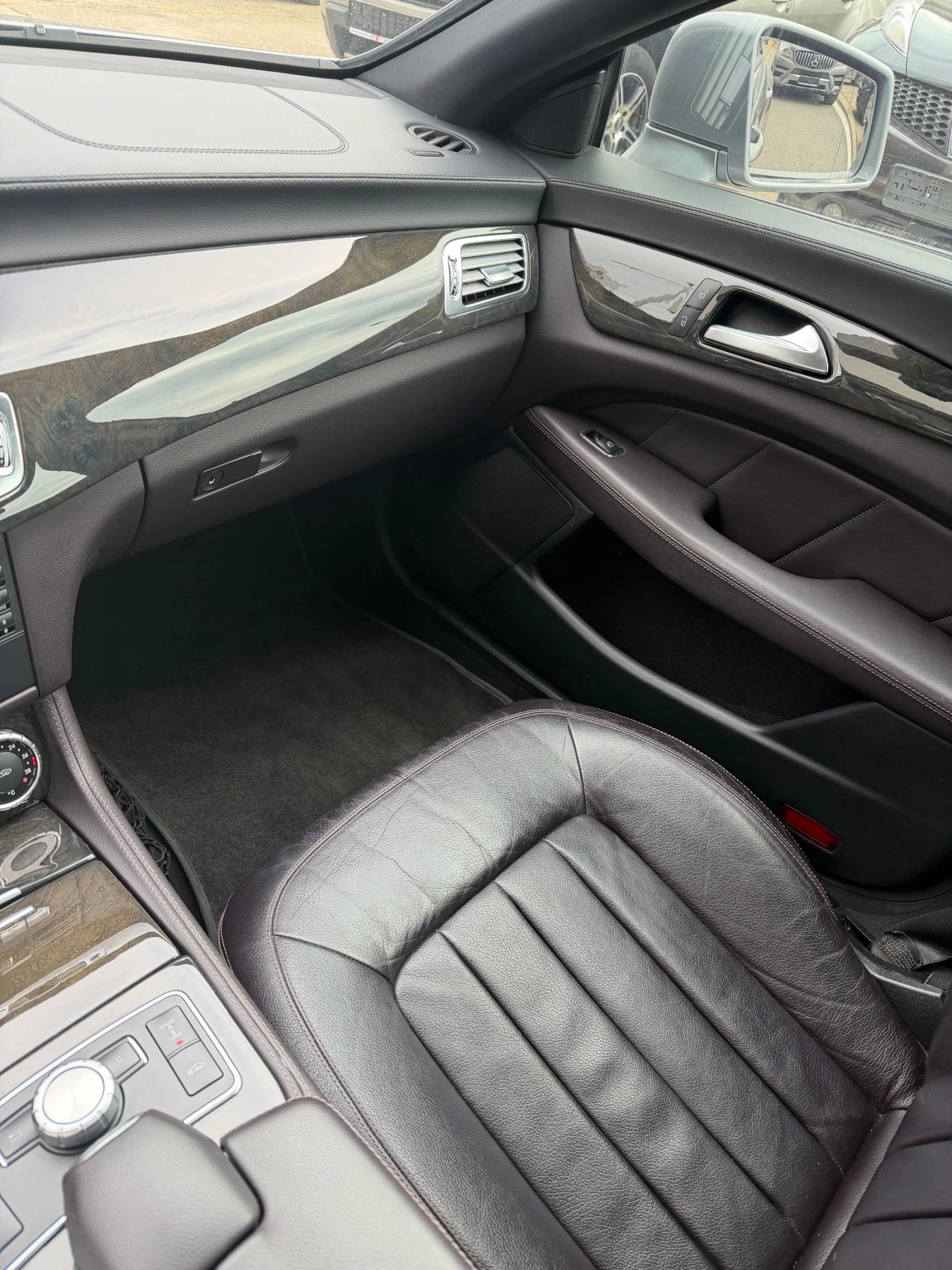 Mercedes-Benz CLS 350 4Matic - изображение 8