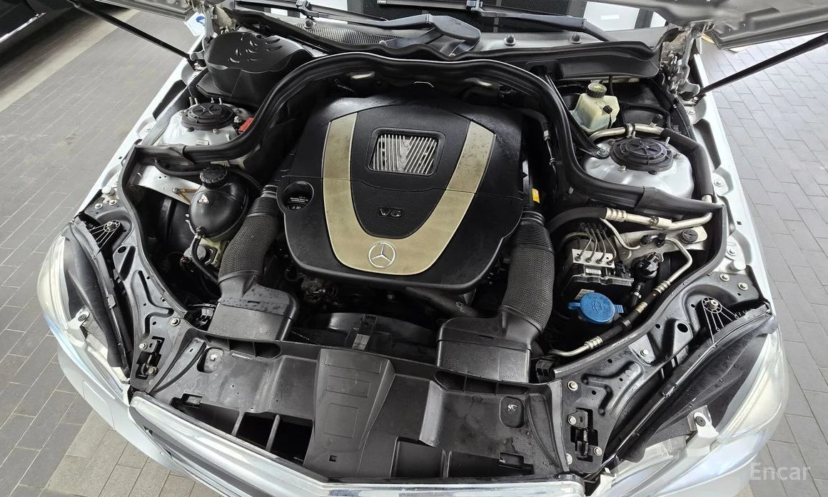 Mercedes-Benz E 350  - изображение 6