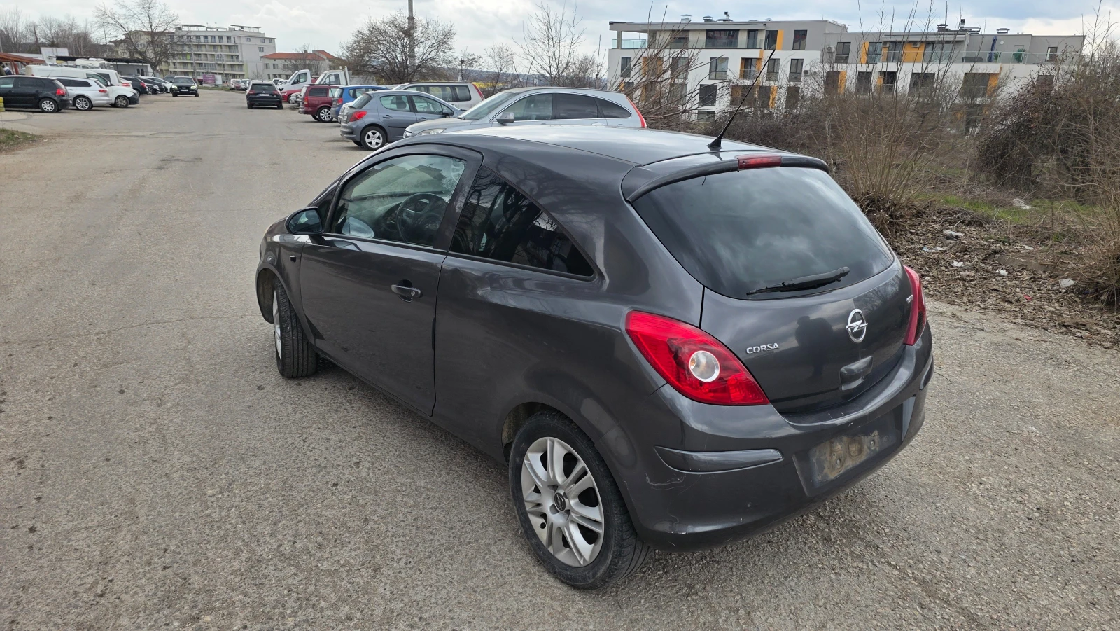 Opel Astra 1.2d, снимка 14 - Автомобили и джипове - 53906475