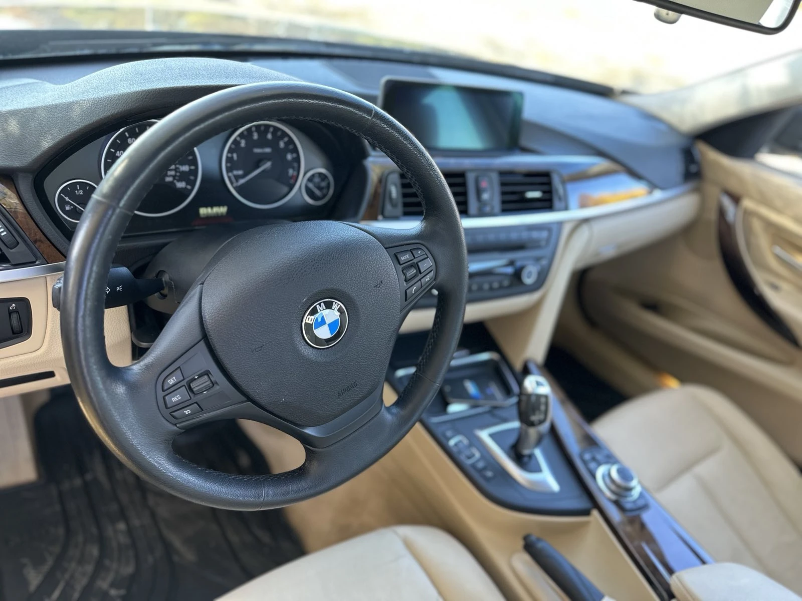 BMW 328 X-DRIVE* BI-XENON* 360* ACC* PDC* BLIND SPOT* LANE, снимка 9 - Автомобили и джипове - 53978212