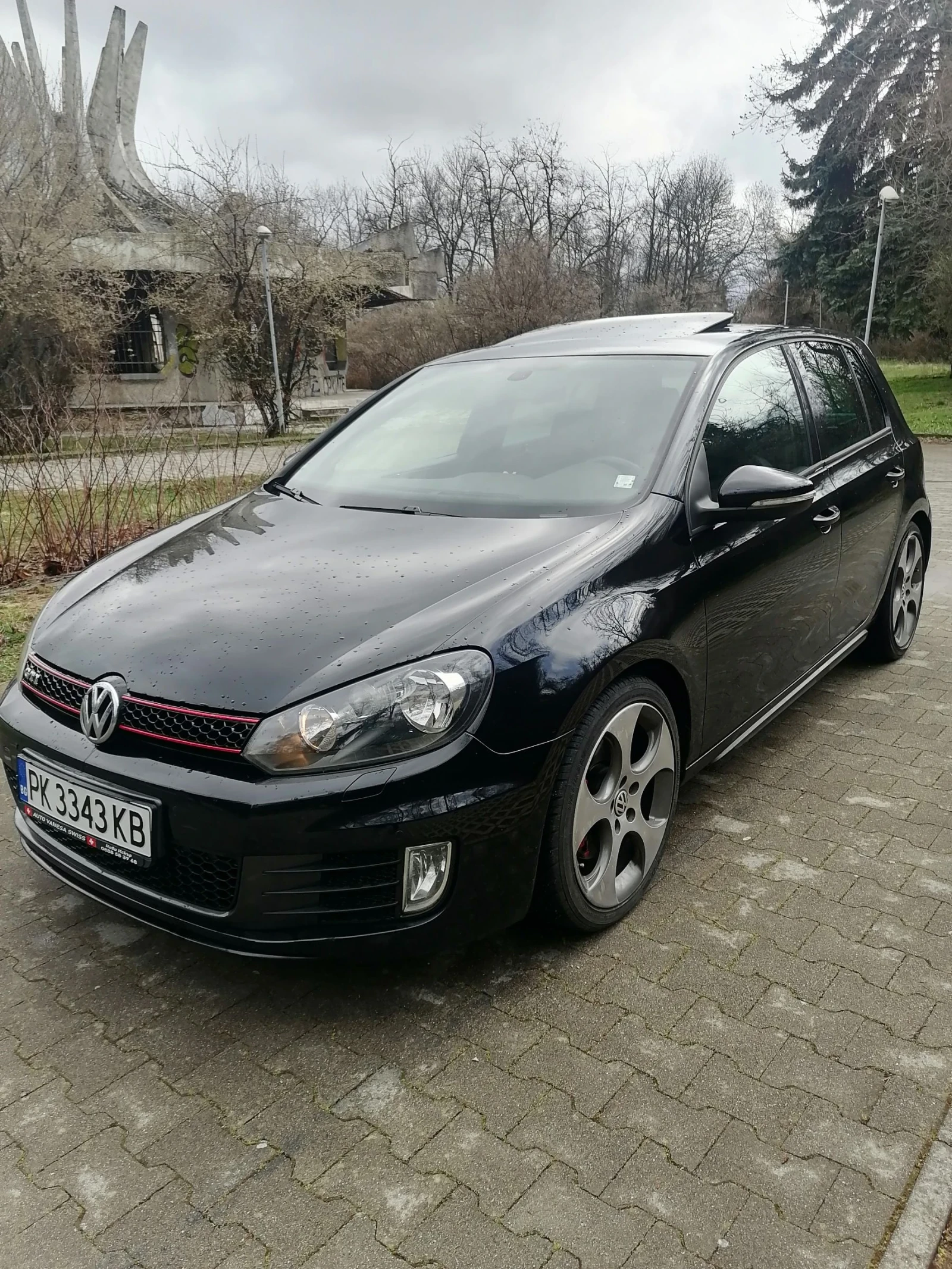 VW Golf 2.0tsi GTI dsg , снимка 2 - Автомобили и джипове - 54528068