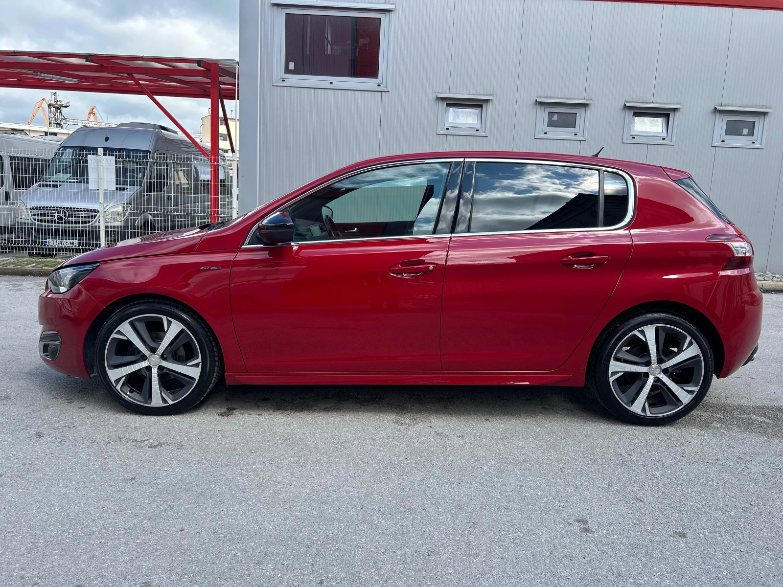 Peugeot 308 GT LINE-ВСИЧКИ ЕКСТРИ-ЕВРО 6В-164000км-ИТАЛИЯ!, снимка 12 - Автомобили и джипове - 54162536