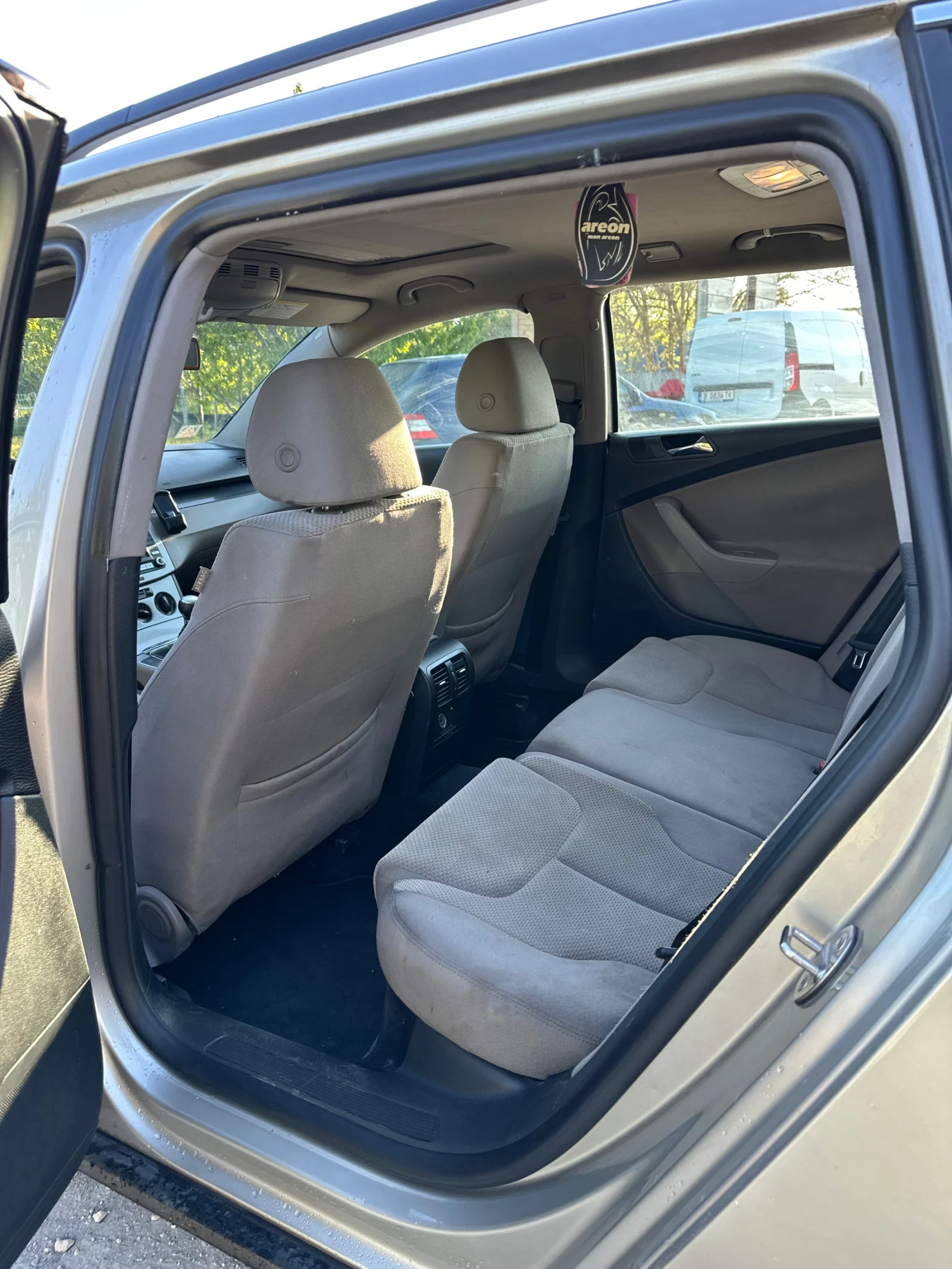 VW Passat, снимка 10 - Автомобили и джипове - 54947044