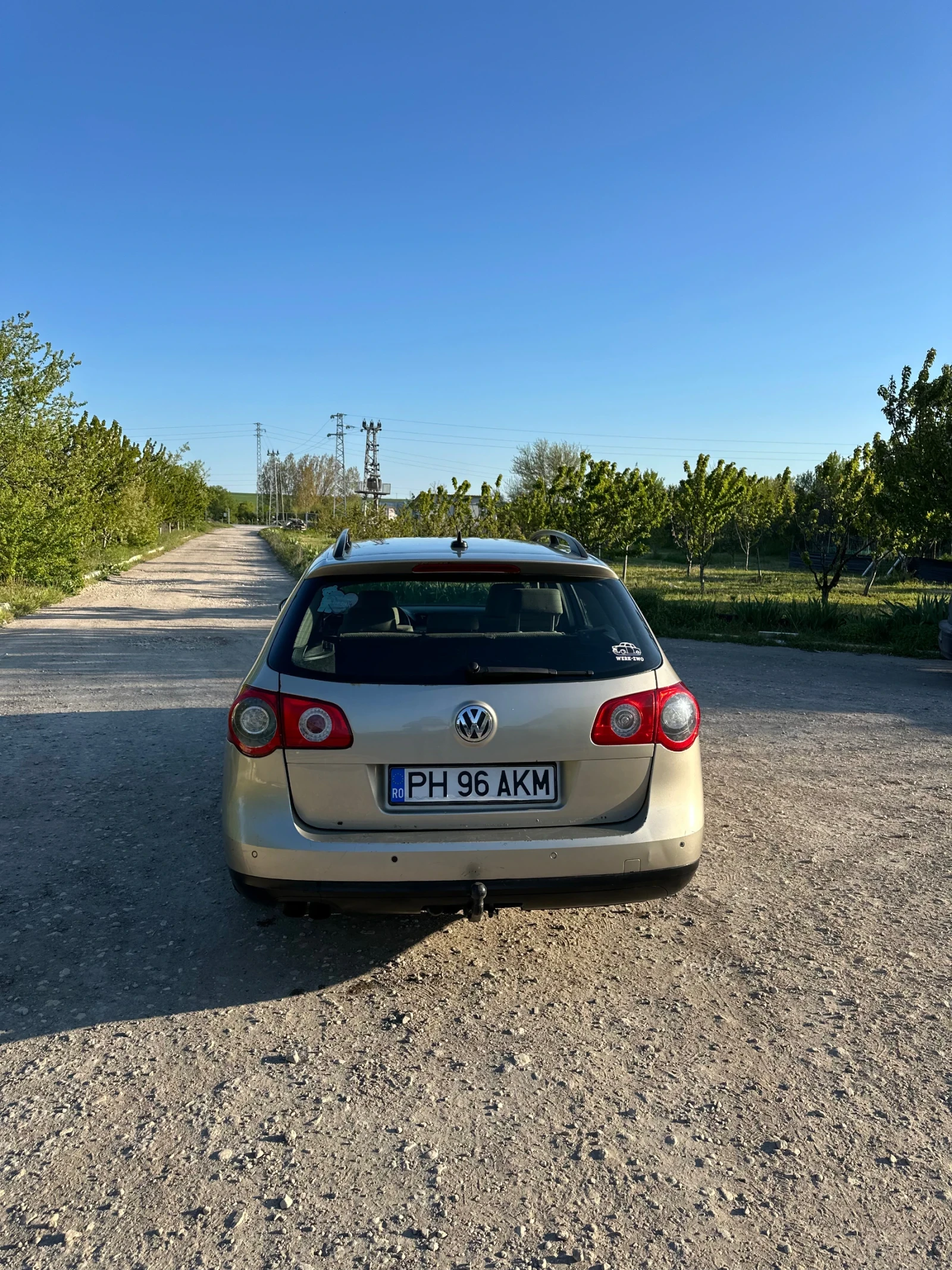 VW Passat, снимка 6 - Автомобили и джипове - 54947044