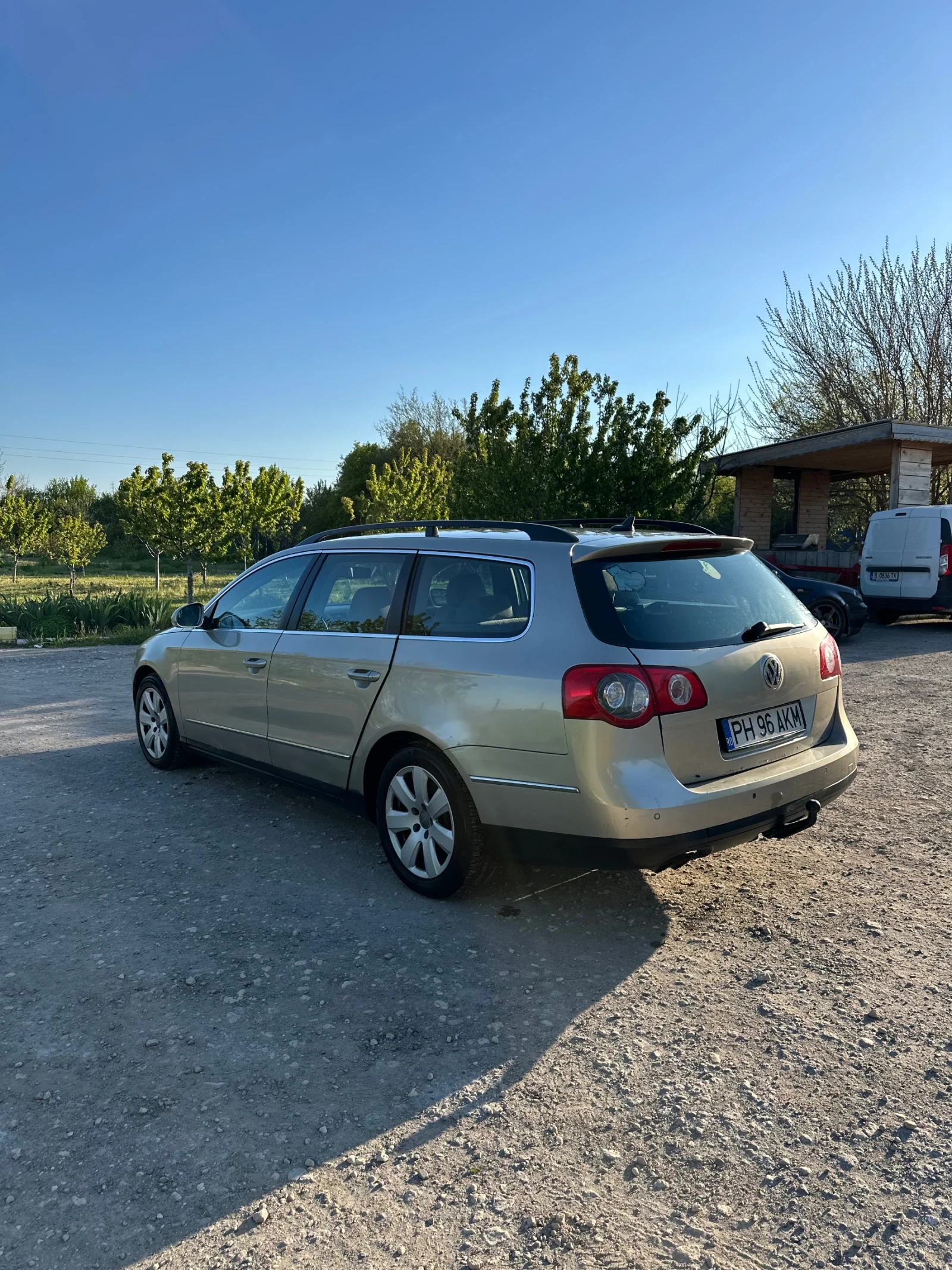 VW Passat, снимка 7 - Автомобили и джипове - 54947044
