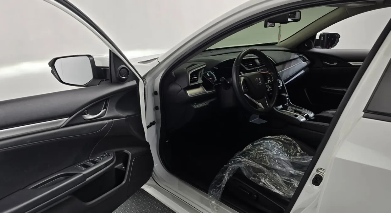 Honda Civic 2.0 Бензин, снимка 10 - Автомобили и джипове - 55000759